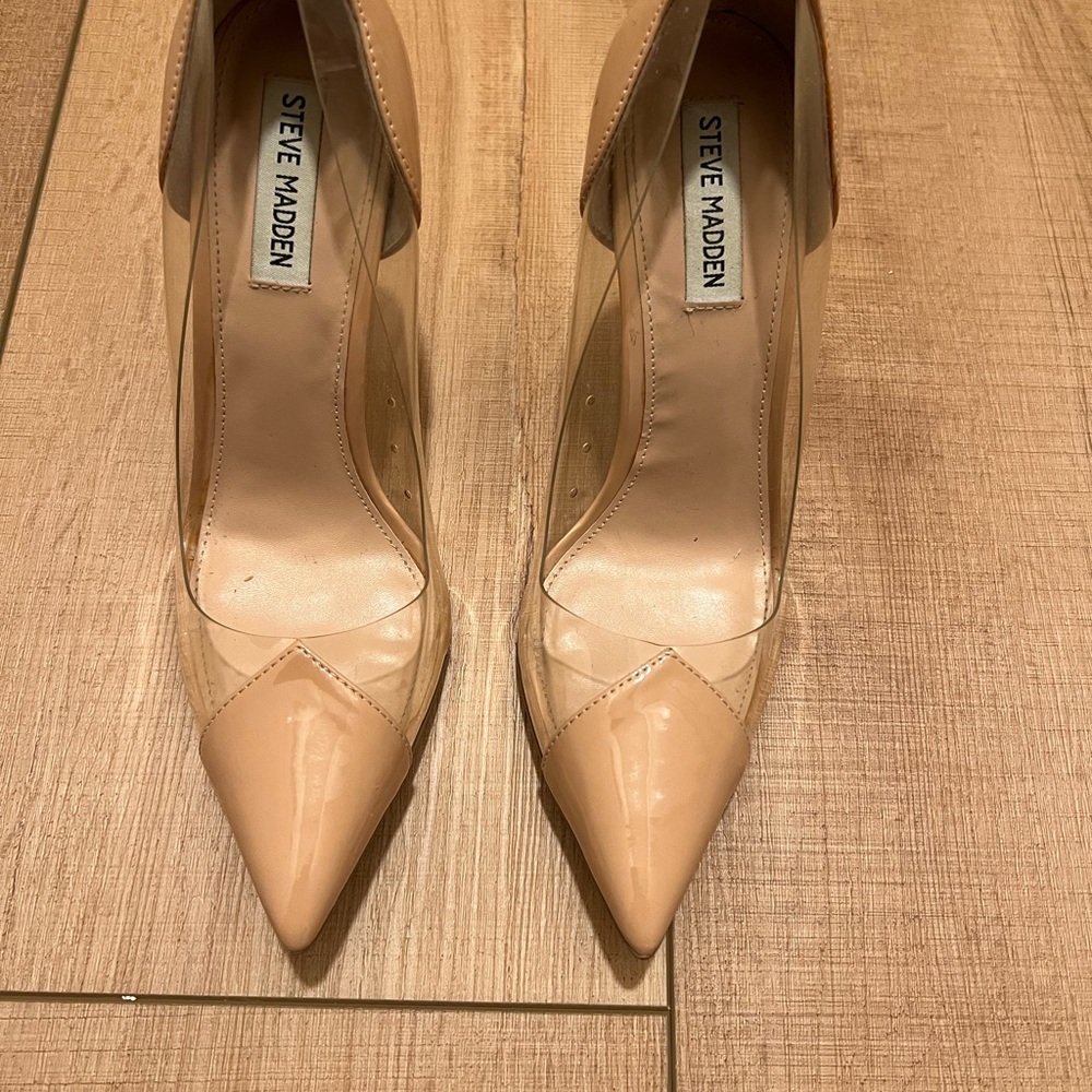 Steve Madden Women's Beige Pointed Heels